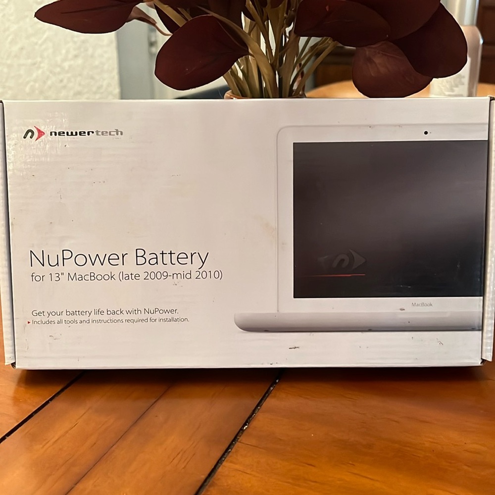 Newer tech NuPower MacBook Battery